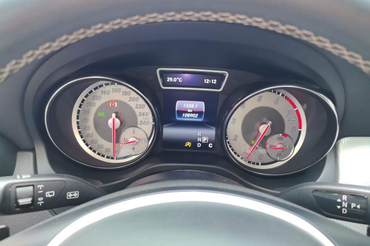 Used Mercedes-Benz GLA 2016 GLA 200 Fashion Model Instrument Cluster