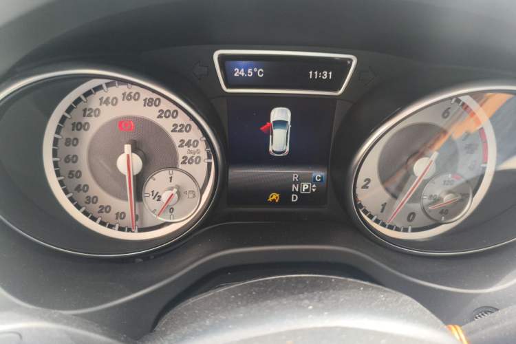 Used Mercedes-Benz GLA 2016 GLA 220 4MATIC Fashion Edition Instrument Cluster