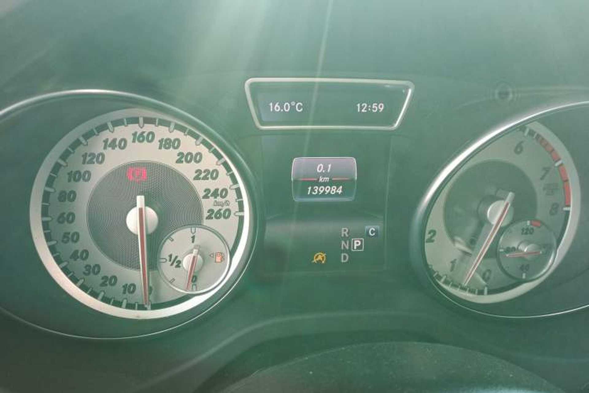Used Mercedes-Benz GLA 2016 GLA 220 4MATIC Luxury Model Instrument Cluster