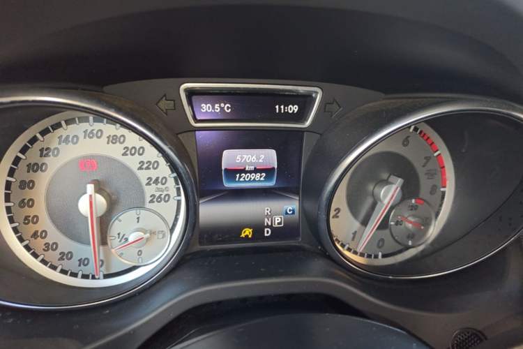 Used Mercedes-Benz GLA 2016 GLA 200 Sport Edition Instrument Cluster