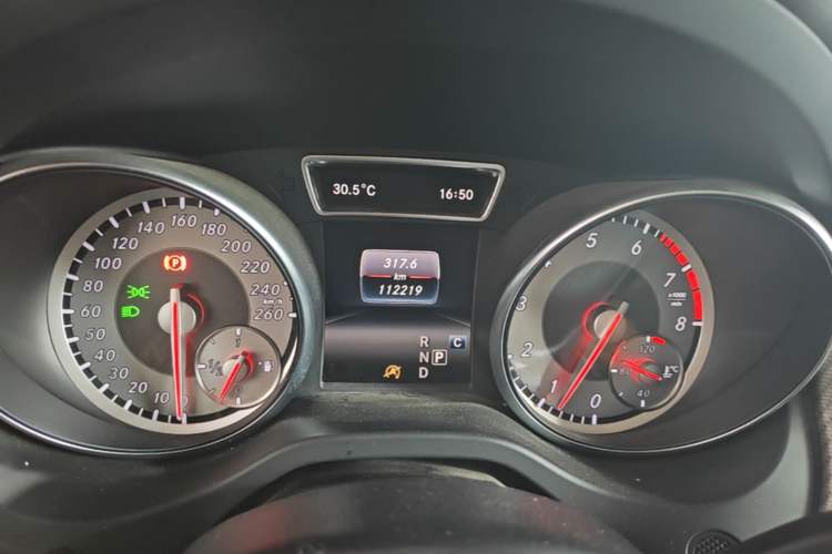 Used Mercedes-Benz GLA 2016 GLA 220 4MATIC Fashion Edition Instrument Cluster