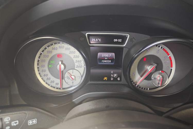 Used Mercedes-Benz GLA 2016 GLA 200 Sport Edition Instrument Cluster