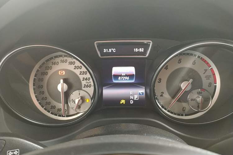 Used Mercedes-Benz GLA 2016 GLA 200 Fashion Model Instrument Cluster