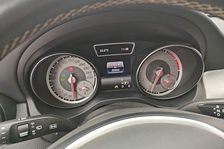 Used Mercedes-Benz GLA 2016 GLA 220 4MATIC Fashion Edition Instrument Cluster