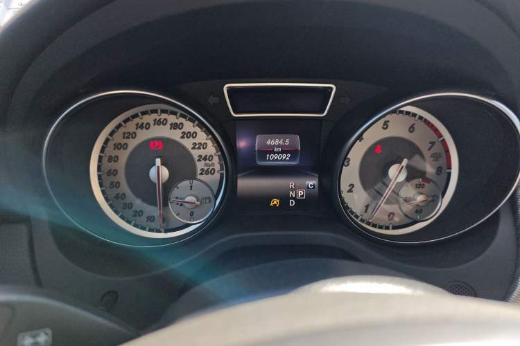 Used Mercedes-Benz GLA 2016 GLA 200 Fashion Model Instrument Cluster
