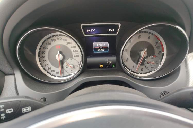Used Mercedes-Benz GLA 2016 GLA 220 4MATIC Fashion Edition Instrument Cluster