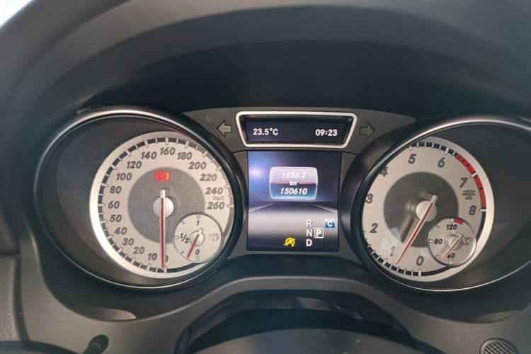 Used Mercedes-Benz GLA 2016 GLA 200 Sport Edition Instrument Cluster