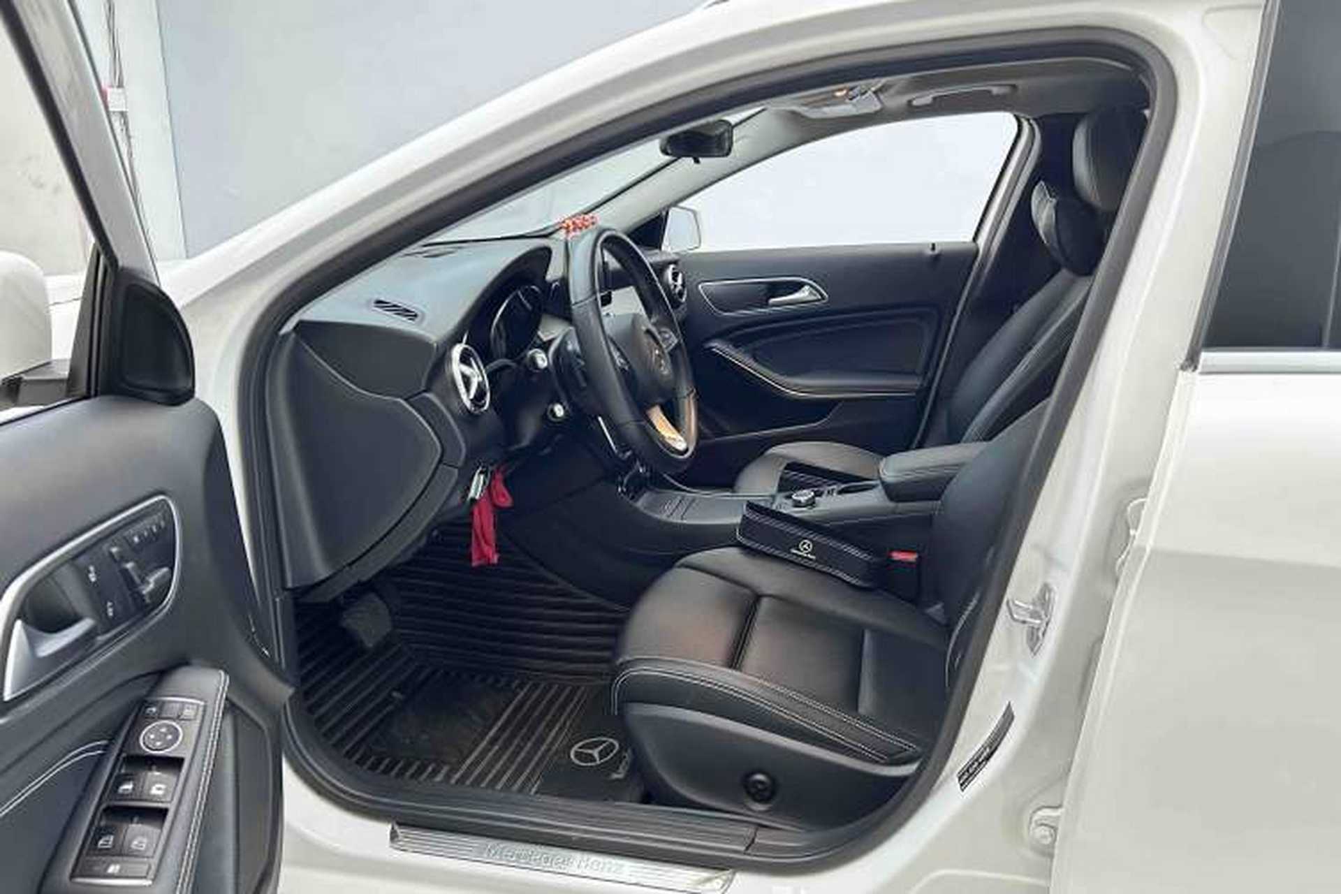Used Mercedes-Benz GLA 2016 GLA 200 Sport Edition Interior 1