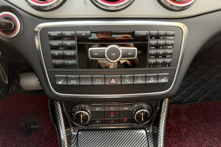Used Mercedes-Benz GLA 2016 GLA 220 4MATIC Fashion Edition Interior 12