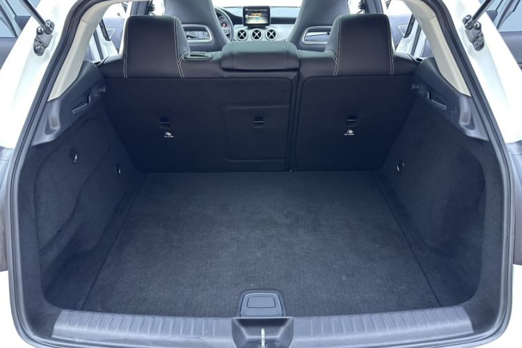 Used Mercedes-Benz GLA 2016 GLA 200 Fashion Model Interior 3