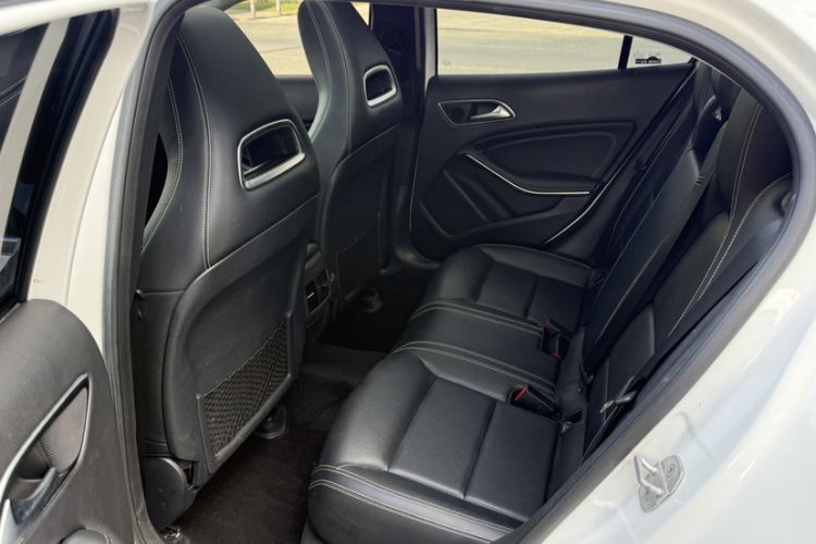 Used Mercedes-Benz GLA 2016 GLA 200 Fashion Model Interior 3