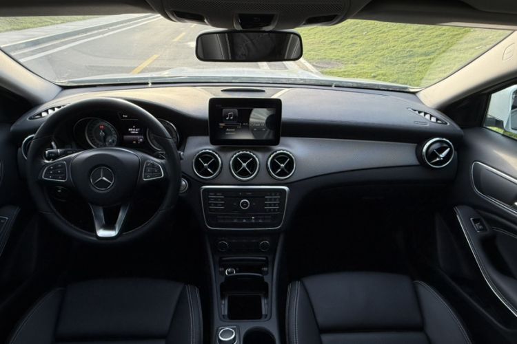 Used Mercedes-Benz GLA 2016 GLA 200 Fashion Model Interior 3