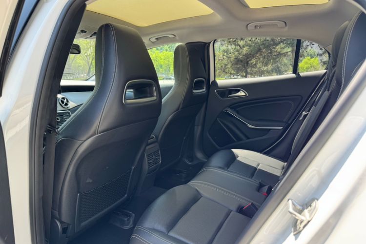 Used Mercedes-Benz GLA 2016 GLA 200 Fashion Model Interior 4