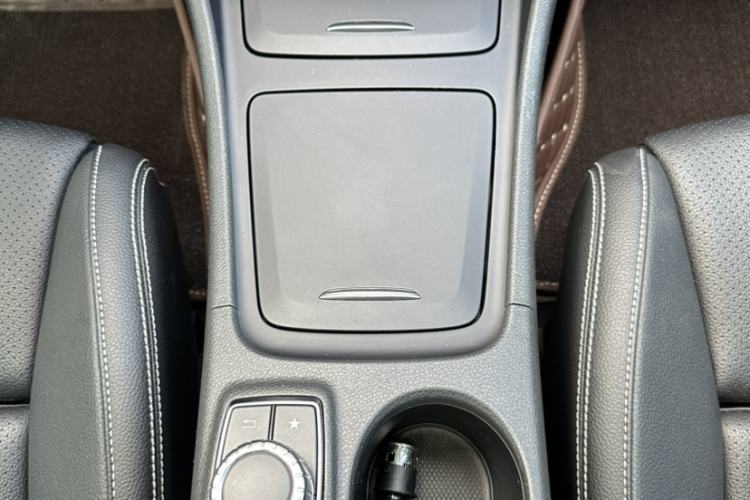 Used Mercedes-Benz GLA 2016 GLA 200 Fashion Model Interior 5