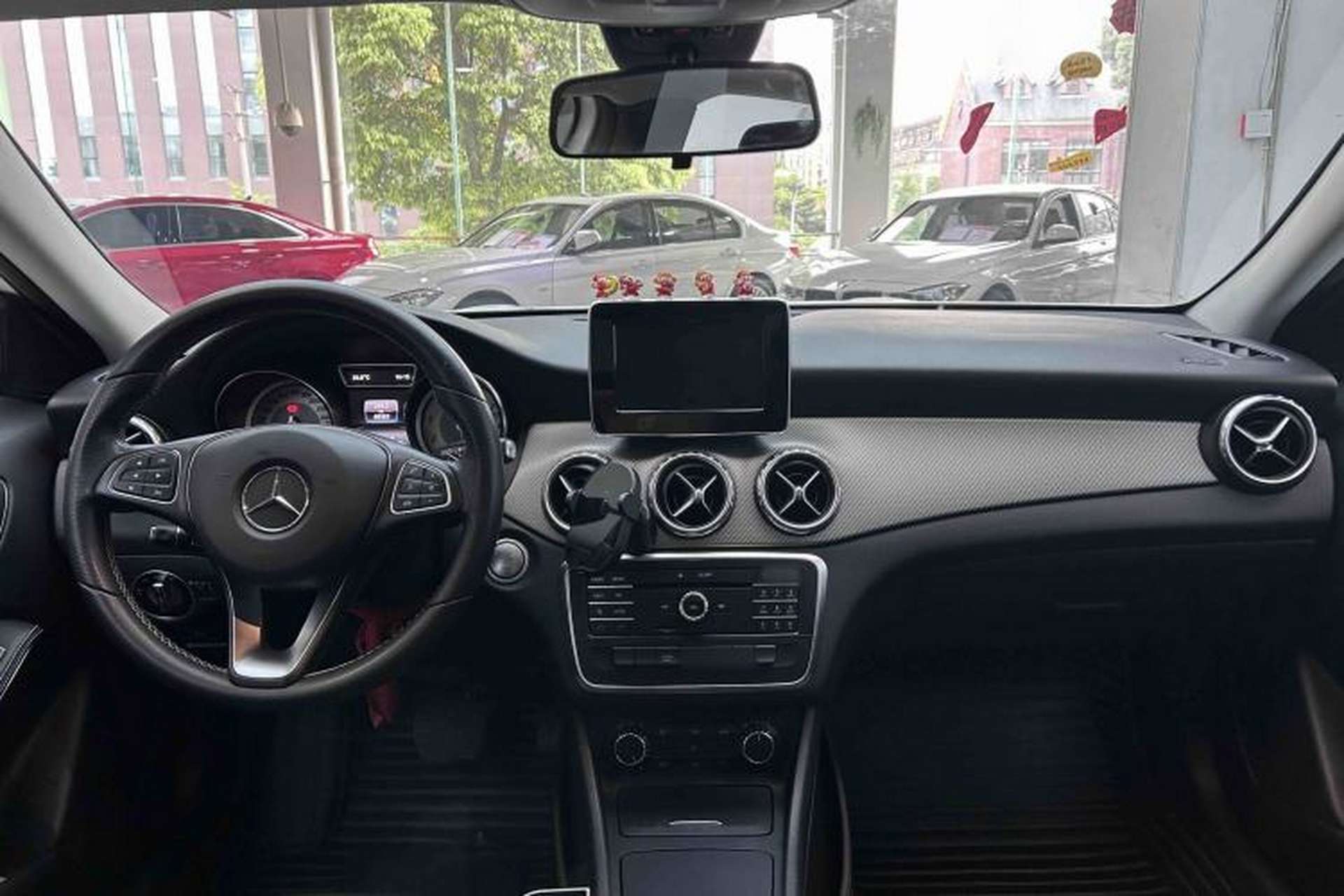 Used Mercedes-Benz GLA 2016 GLA 200 Sport Edition Interior 5