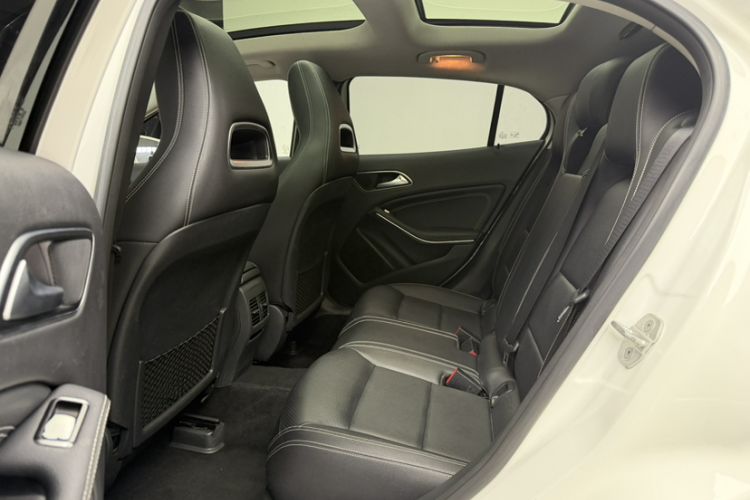 Used Mercedes-Benz GLA 2016 GLA 200 Fashion Model Interior 5