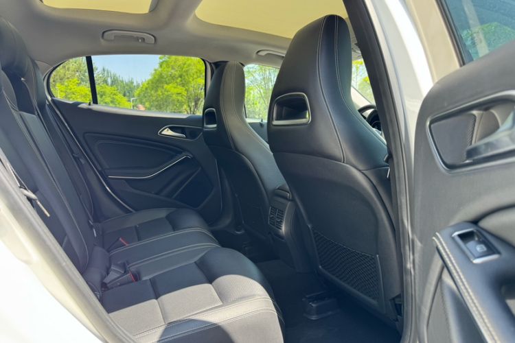 Used Mercedes-Benz GLA 2016 GLA 200 Fashion Model Interior 7