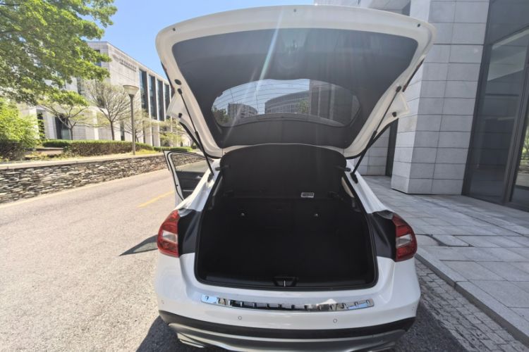 Used Mercedes-Benz GLA 2016 GLA 200 Sport Edition Interior 8