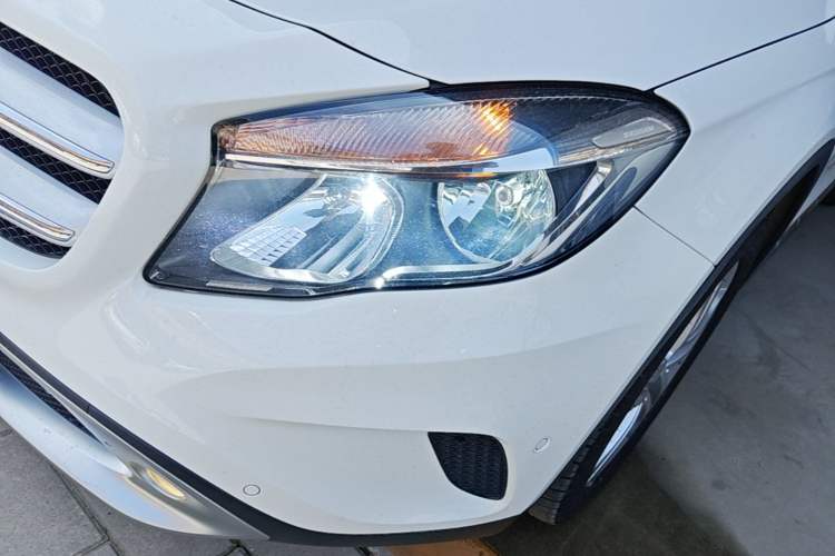 Used Mercedes-Benz GLA 2016 GLA 200 Sport Edition Left Front Headlight