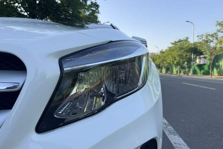 Used Mercedes-Benz GLA 2016 GLA 200 Sport Edition Left Front Headlight