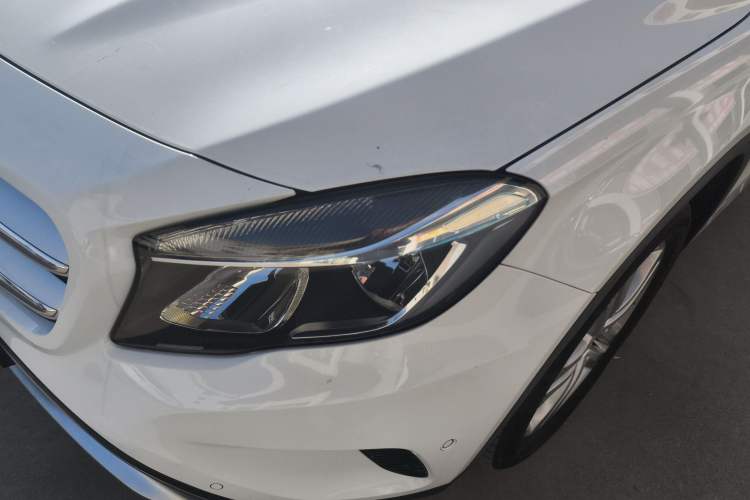 Used Mercedes-Benz GLA 2016 GLA 200 Sport Edition Left Front Headlight