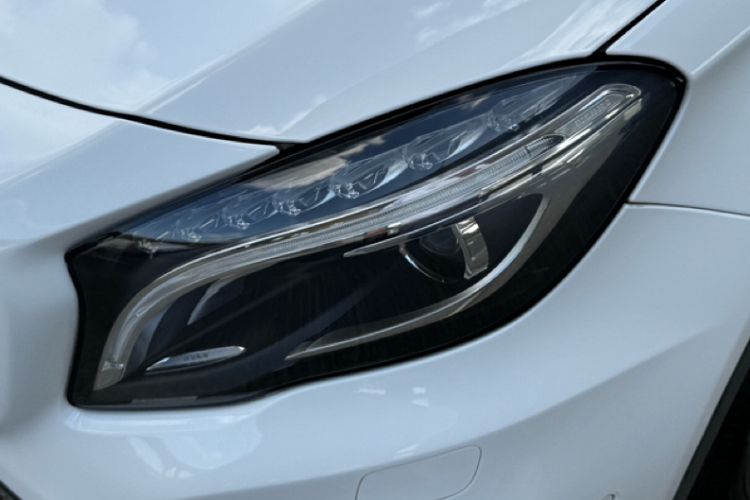 Used Mercedes-Benz GLA 2016 GLA 200 Fashion Model Left Front Headlight
