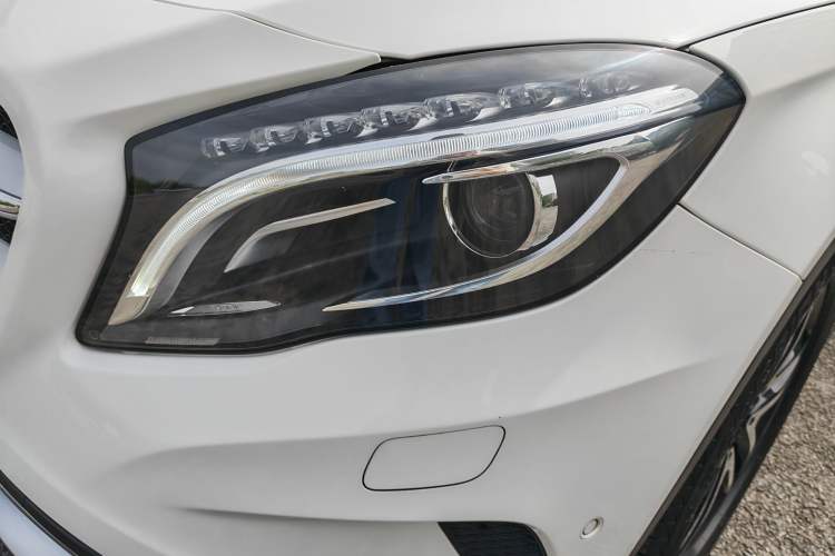 Used Mercedes-Benz GLA 2016 GLA 200 Fashion Model Left Front Headlight