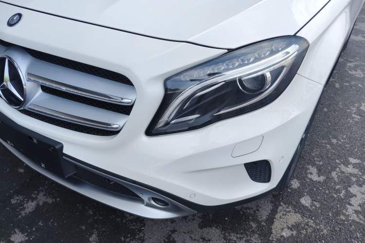 Used Mercedes-Benz GLA 2016 GLA 200 Fashion Model Left Front Headlight