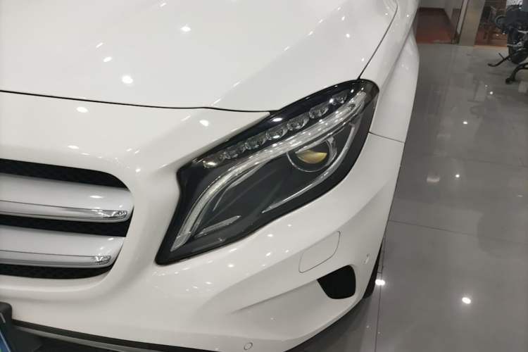 Used Mercedes-Benz GLA 2016 GLA 200 Fashion Model Left Front Headlight