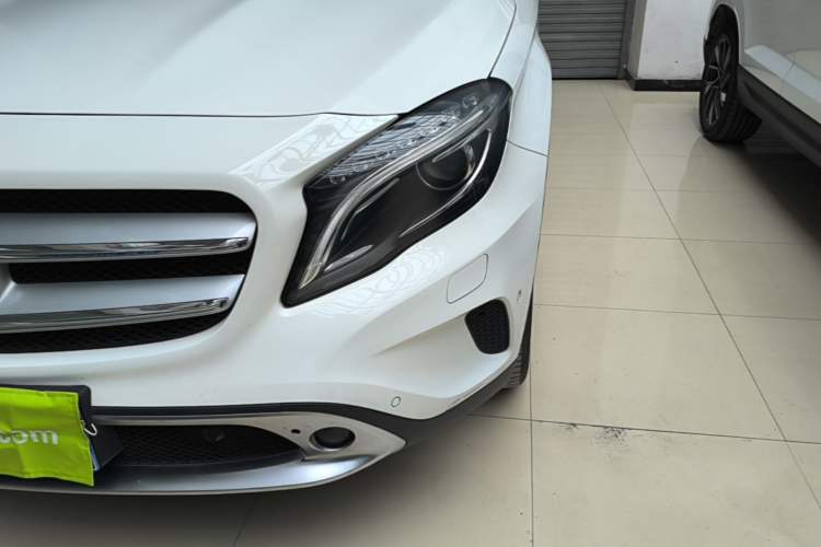 Used Mercedes-Benz GLA 2016 GLA 200 Fashion Model Left Front Headlight