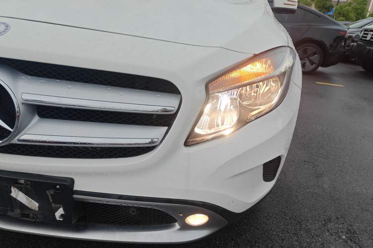 Used Mercedes-Benz GLA 2016 GLA 200 Sport Edition Left Front Headlight