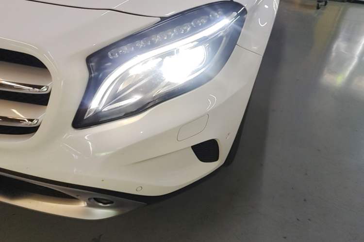 Used Mercedes-Benz GLA 2016 GLA 200 Fashion Model Left Front Headlight