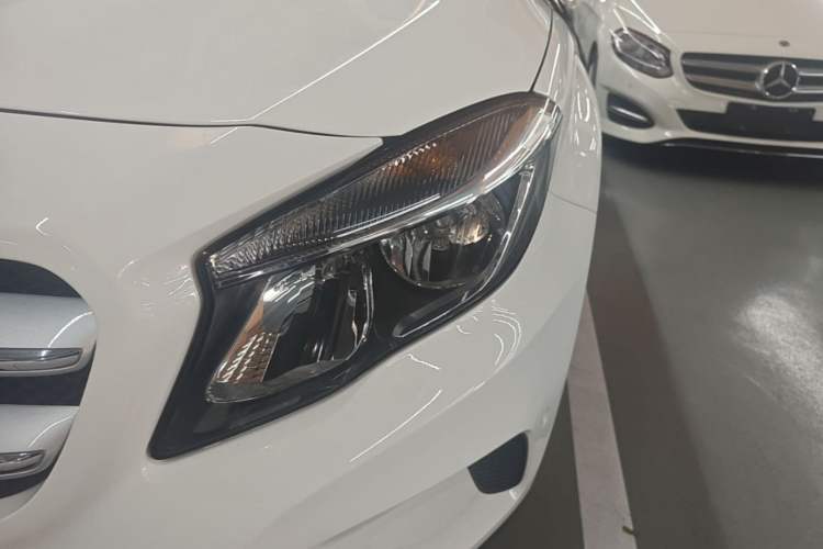 Used Mercedes-Benz GLA 2016 GLA 200 Sport Edition Left Front Headlight