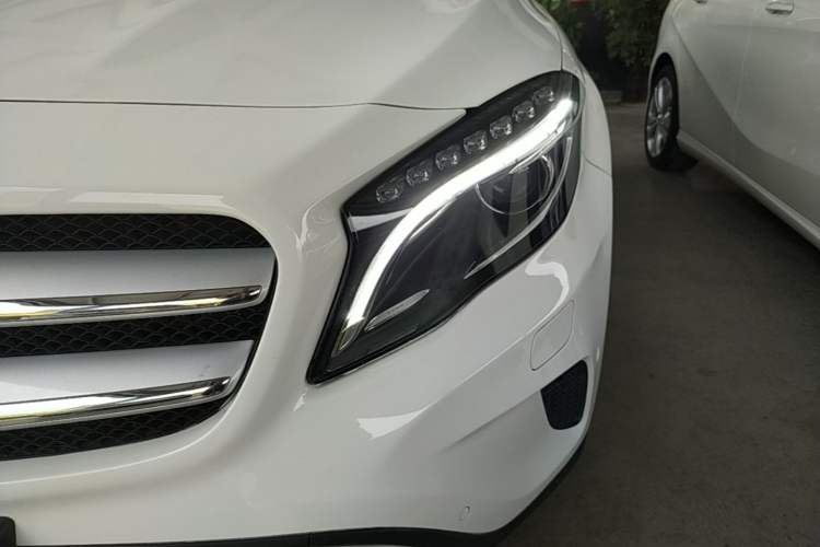 Used Mercedes-Benz GLA 2016 GLA 200 Fashion Model Left Front Headlight