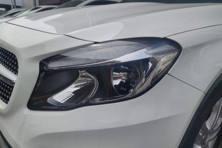 Used Mercedes-Benz GLA 2016 GLA 200 Sport Edition Left Front Headlight