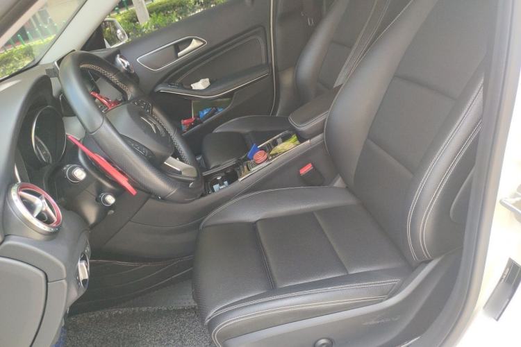 Used Mercedes-Benz GLA 2016 GLA 200 Sport Edition Left Front Seat