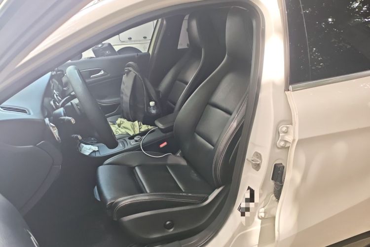 Used Mercedes-Benz GLA 2016 GLA 200 Sport Edition Left Front Seat