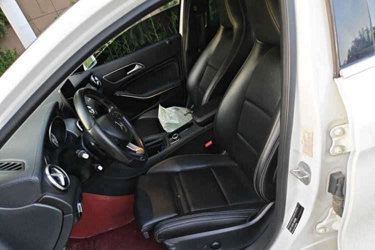 Used Mercedes-Benz GLA 2016 GLA 200 Fashion Model Left Front Seat