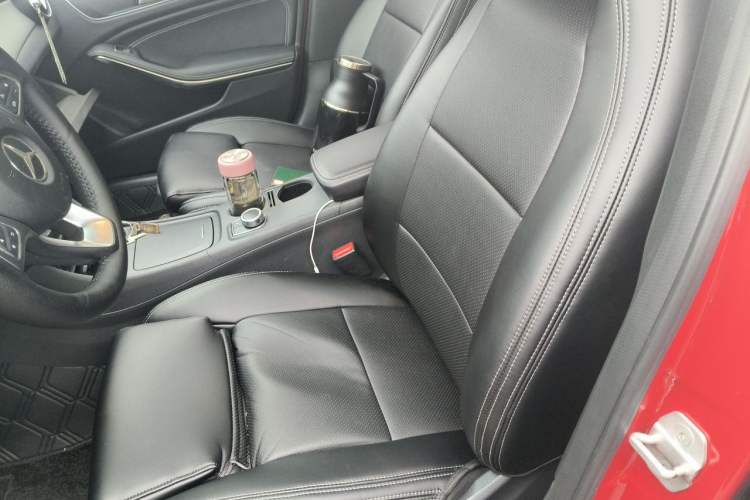 Used Mercedes-Benz GLA 2016 GLA 200 Sport Edition Left Front Seat