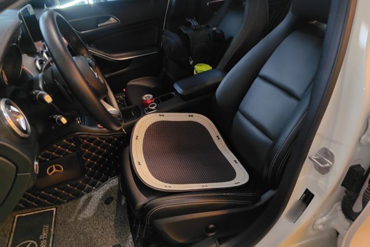 Used Mercedes-Benz GLA 2016 GLA 200 Fashion Model Left Front Seat