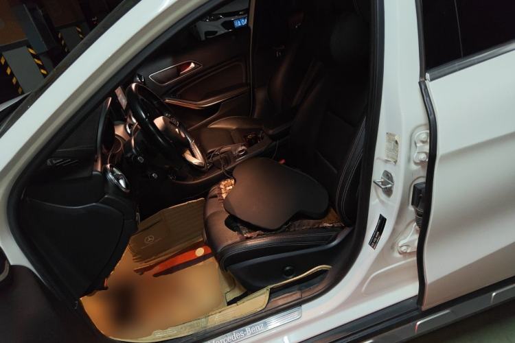 Used Mercedes-Benz GLA 2016 GLA 200 Sport Edition Left Front Seat