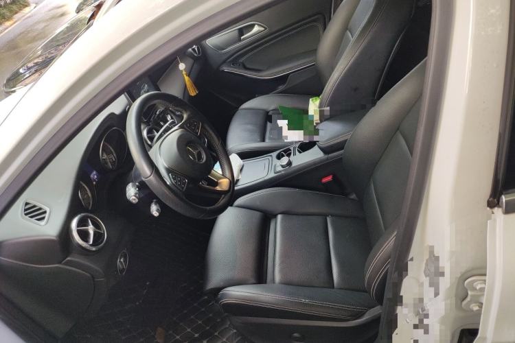 Used Mercedes-Benz GLA 2016 GLA 200 Sport Edition Left Front Seat