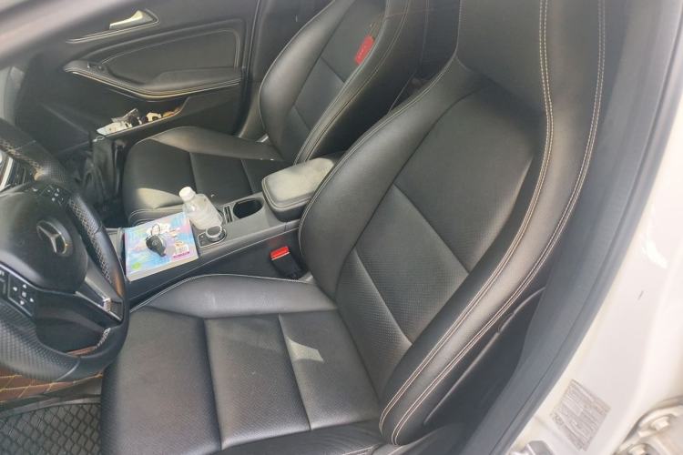 Used Mercedes-Benz GLA 2016 GLA 220 4MATIC Fashion Edition Left Front Seat