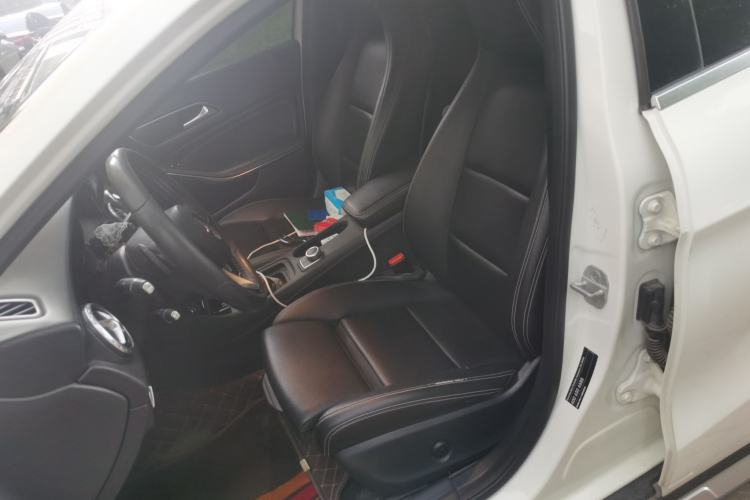Used Mercedes-Benz GLA 2016 GLA 200 Sport Edition Left Front Seat