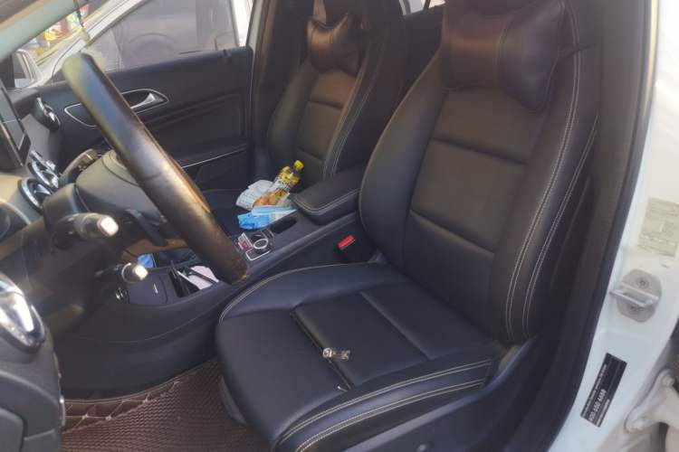 Used Mercedes-Benz GLA 2016 GLA 200 Sport Edition Left Front Seat