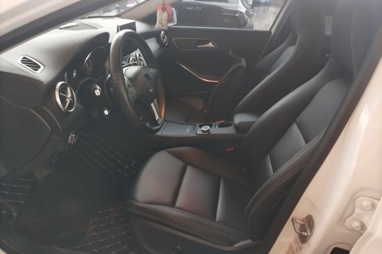 Used Mercedes-Benz GLA 2016 GLA 220 4MATIC Fashion Edition Left Front Seat