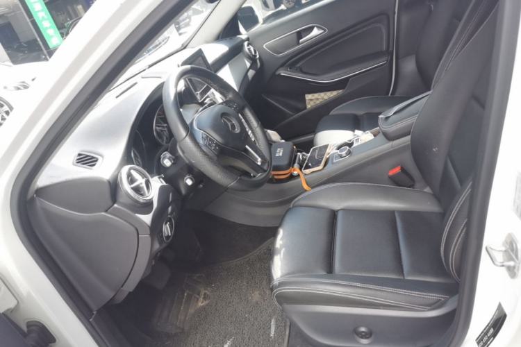 Used Mercedes-Benz GLA 2016 GLA 200 Sport Edition Left Front Seat