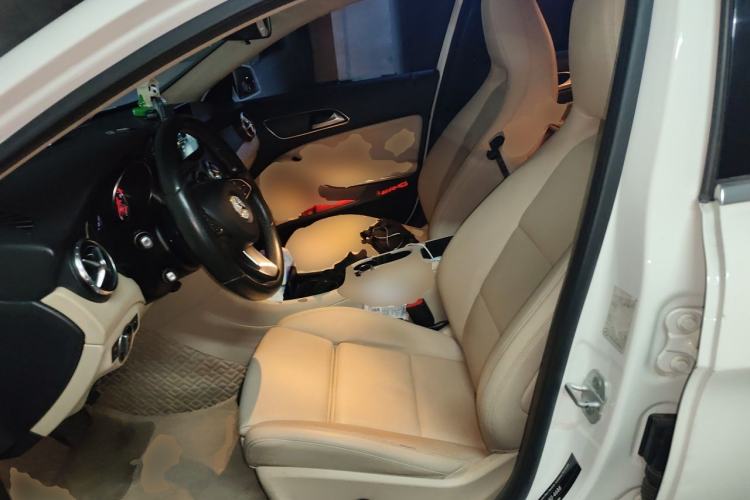 Used Mercedes-Benz GLA 2016 GLA 200 Sport Edition Left Front Seat