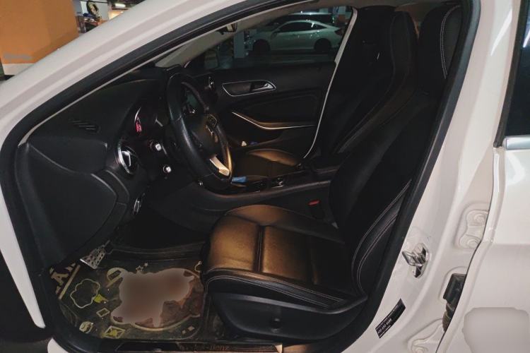 Used Mercedes-Benz GLA 2016 GLA 200 Sport Edition Left Front Seat