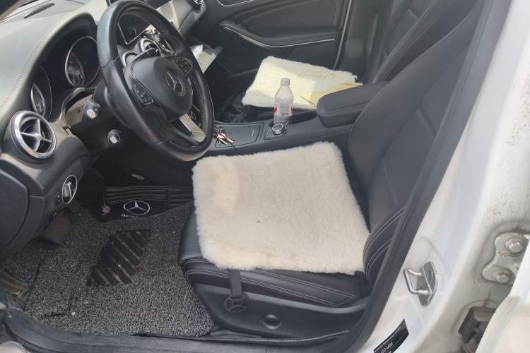 Used Mercedes-Benz GLA 2016 GLA 200 Sport Edition Left Front Seat